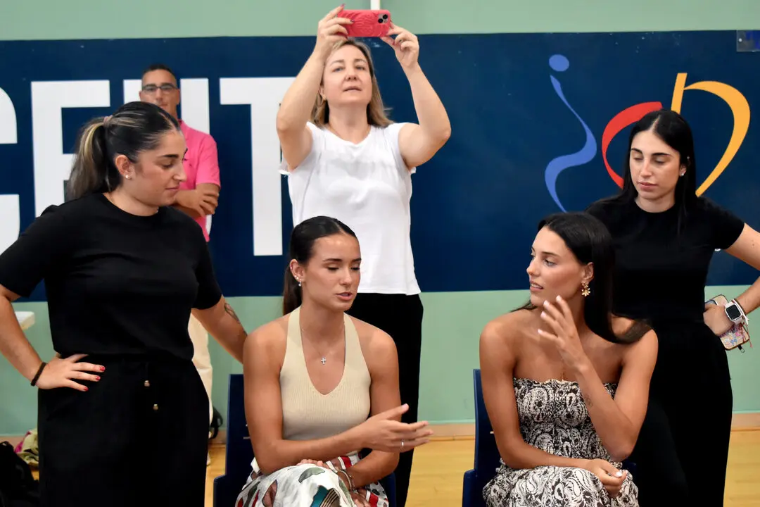 La gimnasia r&iacute;tmica de Ceuta, de fiesta con la visita de las medallistas  (5)