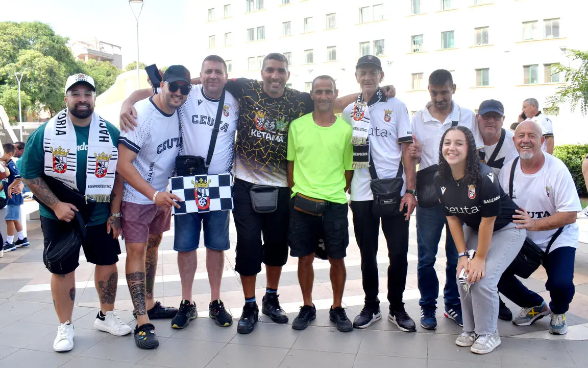 Ambiente de gala en el encuentro entre el Ceuta y el Real Zaragoza (36)