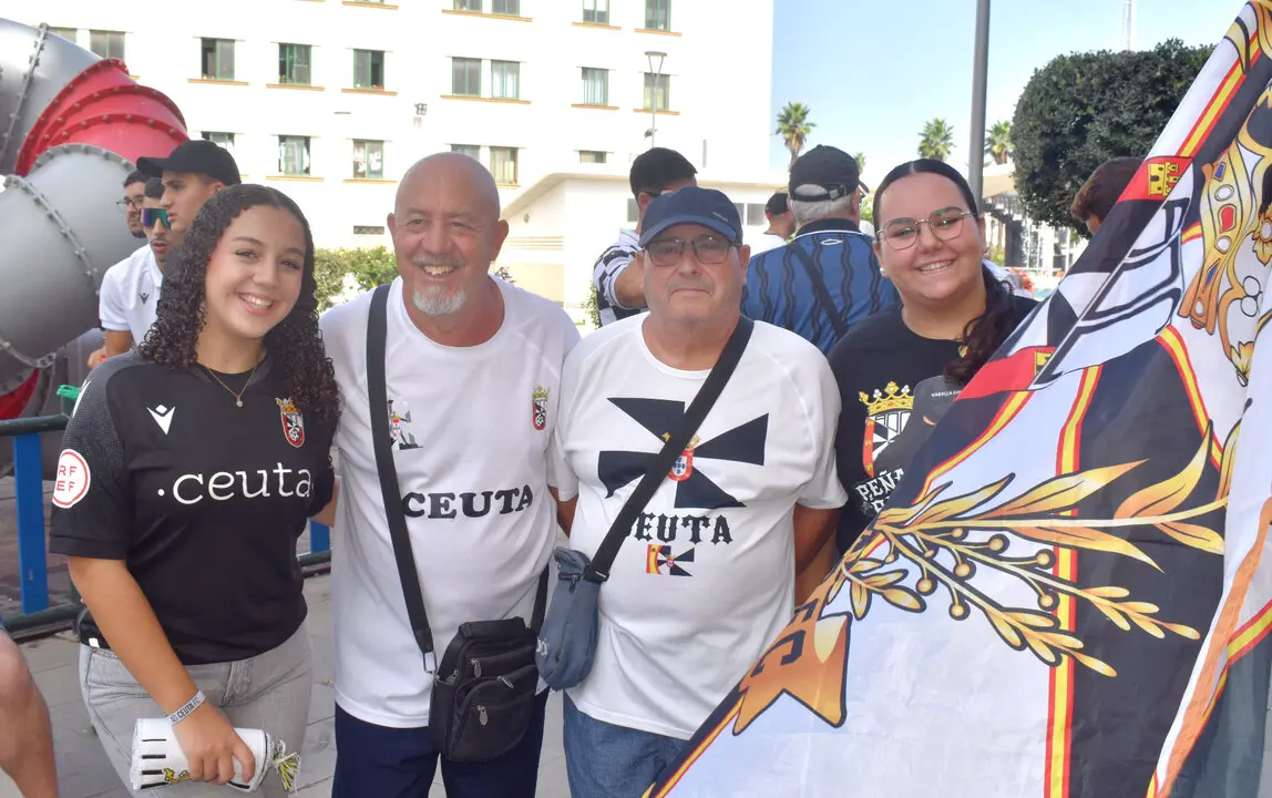 Ambiente de gala en el encuentro entre el Ceuta y el Real Zaragoza (33)