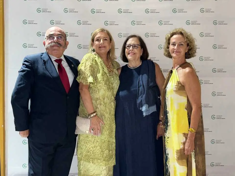 Gala Ben&eacute;fica de AECC / Alma Palomino