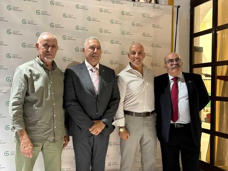 Gala Ben&eacute;fica de AECC / Alma Palomino
