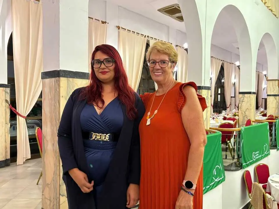 Gala Ben&eacute;fica de AECC / Alma Palomino