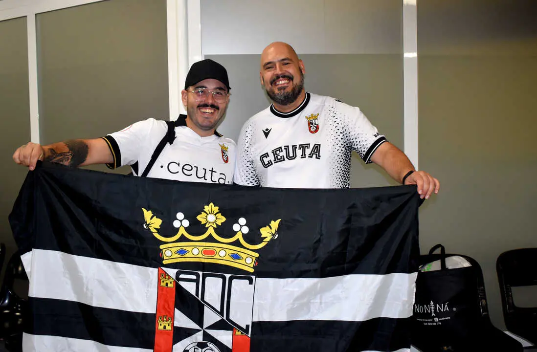 La afici&oacute;n caballa pone rumbo a C&aacute;diz. Foto: Rafa B&aacute;ez