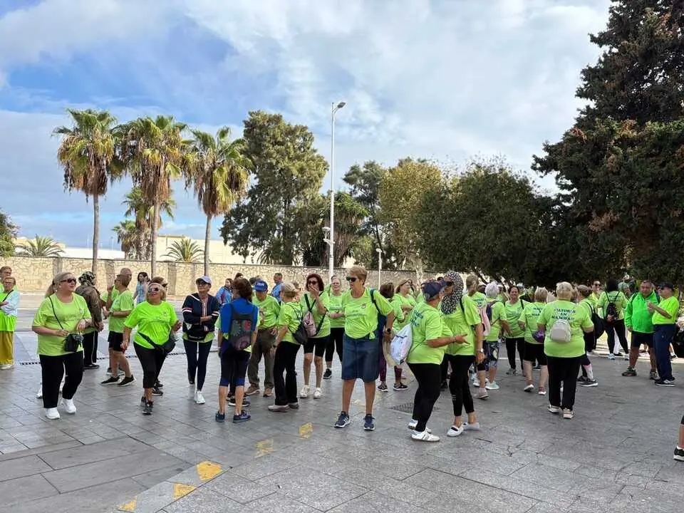 Marcha de Mayores / Alma Palomino