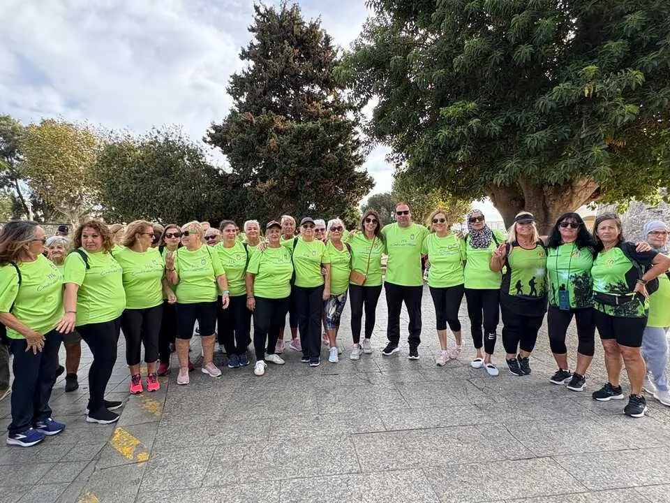 Marcha de Mayores / Alma Palomino