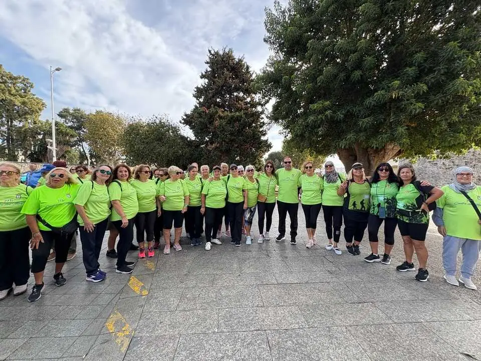 Marcha de Mayores / Alma Palomino