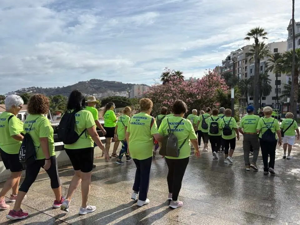 Marcha de Mayores / Alma Palomino