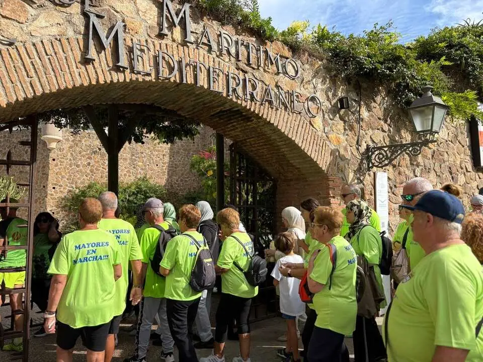 Marcha de Mayores / Alma Palomino