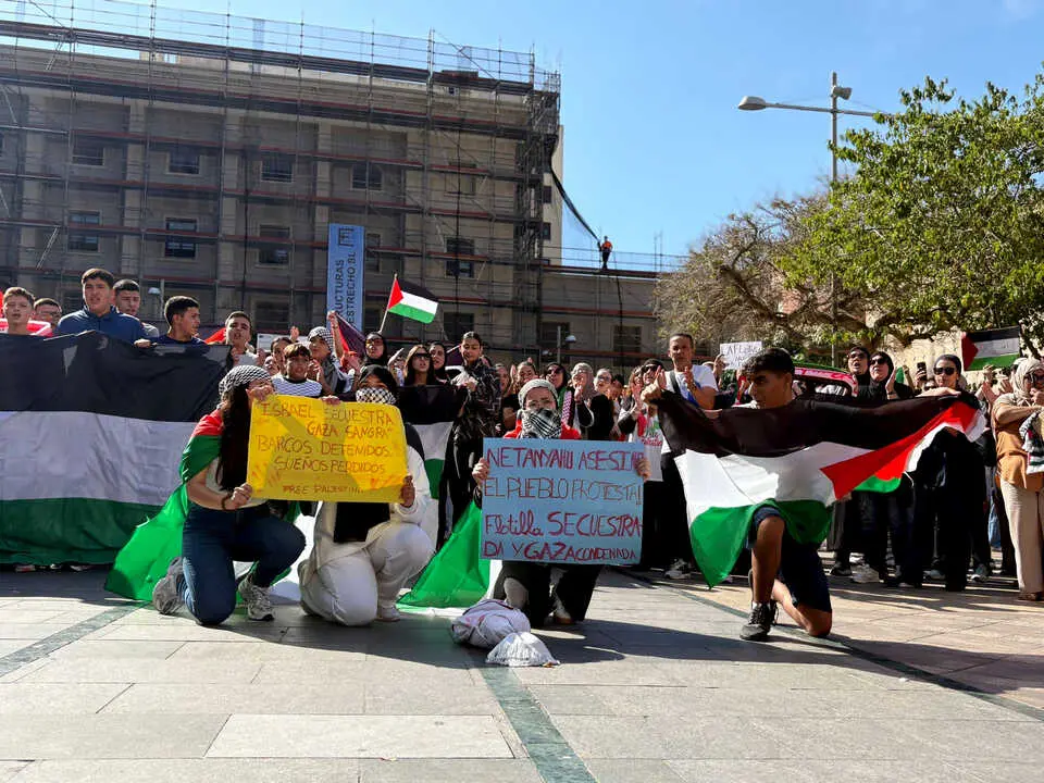 Concentraci&oacute;n de los estudiantes en favor de Palestina y del pueblo de Gaza (1)