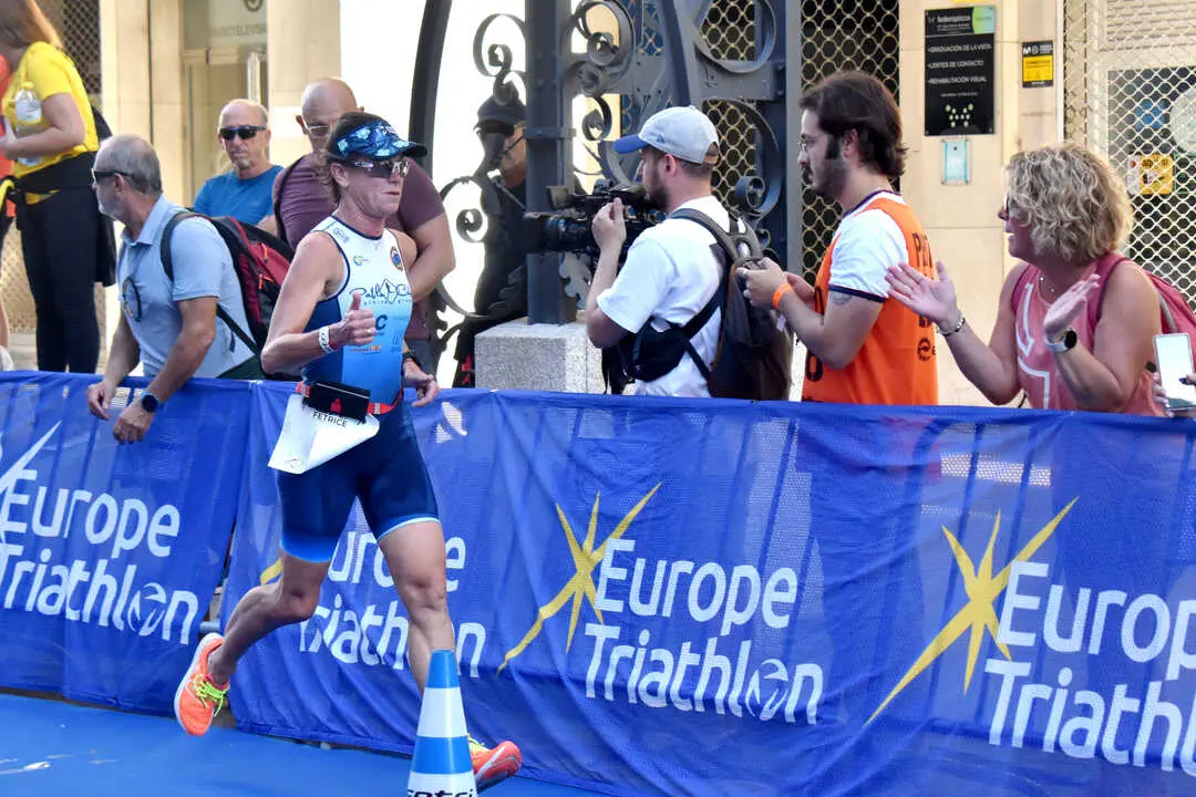 Triatl&oacute;n Ciudad de Ceuta celebrado durante la Copa de Europa. Foto: Rafa B&aacute;ez