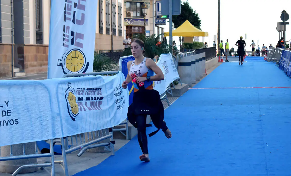 Triatl&oacute;n Ciudad de Ceuta celebrado en la previa de la Copa de Europa (9)