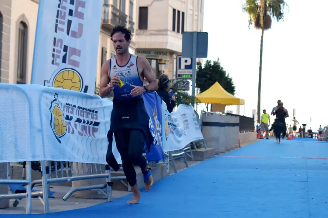 Triatl&oacute;n Ciudad de Ceuta celebrado en la previa de la Copa de Europa (5)