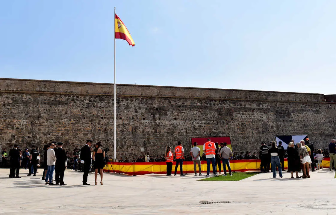 Acto de la Polic&iacute;a Nacional en las Murallas Reales 