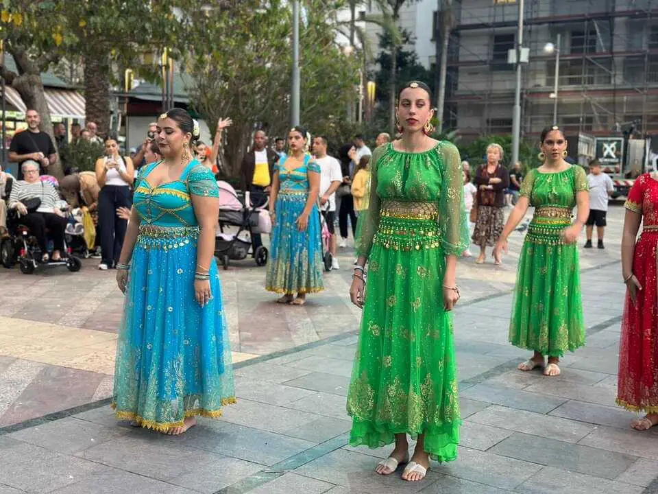 Acto del encendido del Diwali 2025 / Mohamed Ettouileb