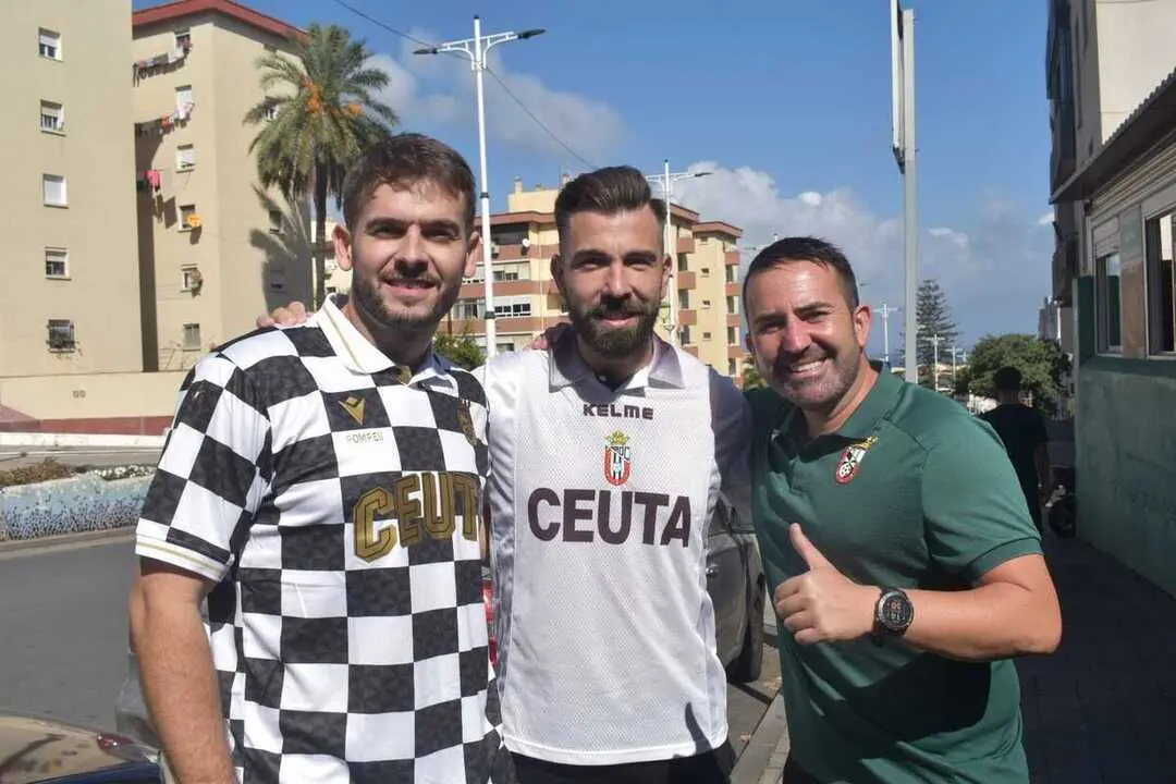 Previa Ad Ceuta / RAFA B&aacute;ez