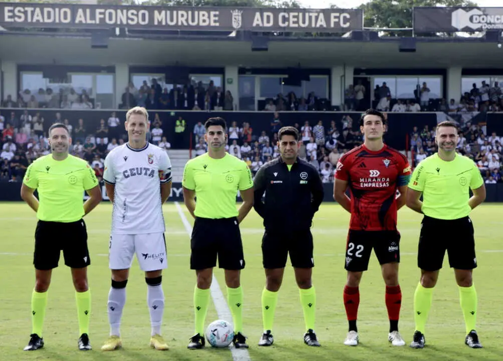 La AD Ceuta FC derrota con solvencia al Mirand&eacute;s (2)
