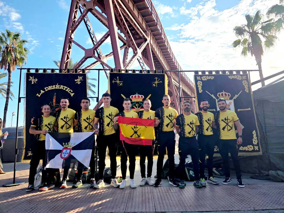 Equipo del Tercio Duque de Alba en La Des&eacute;rtica de Almer&iacute;a 