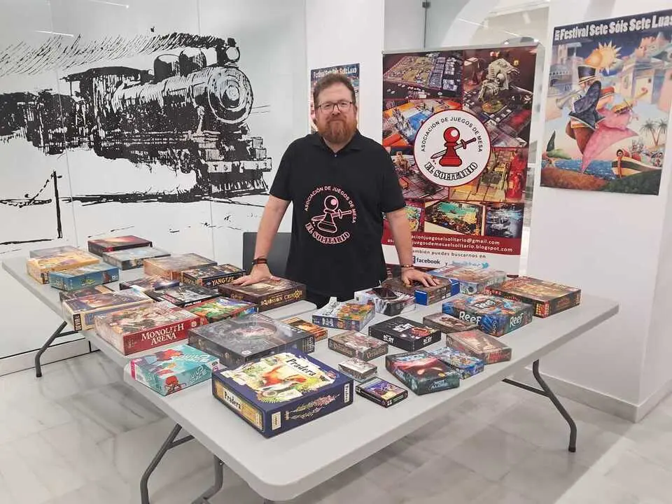 Inauguraci&oacute;n de las I Jornadas del C&oacute;mic y el Manga / C&eacute;sar Mart&iacute;n