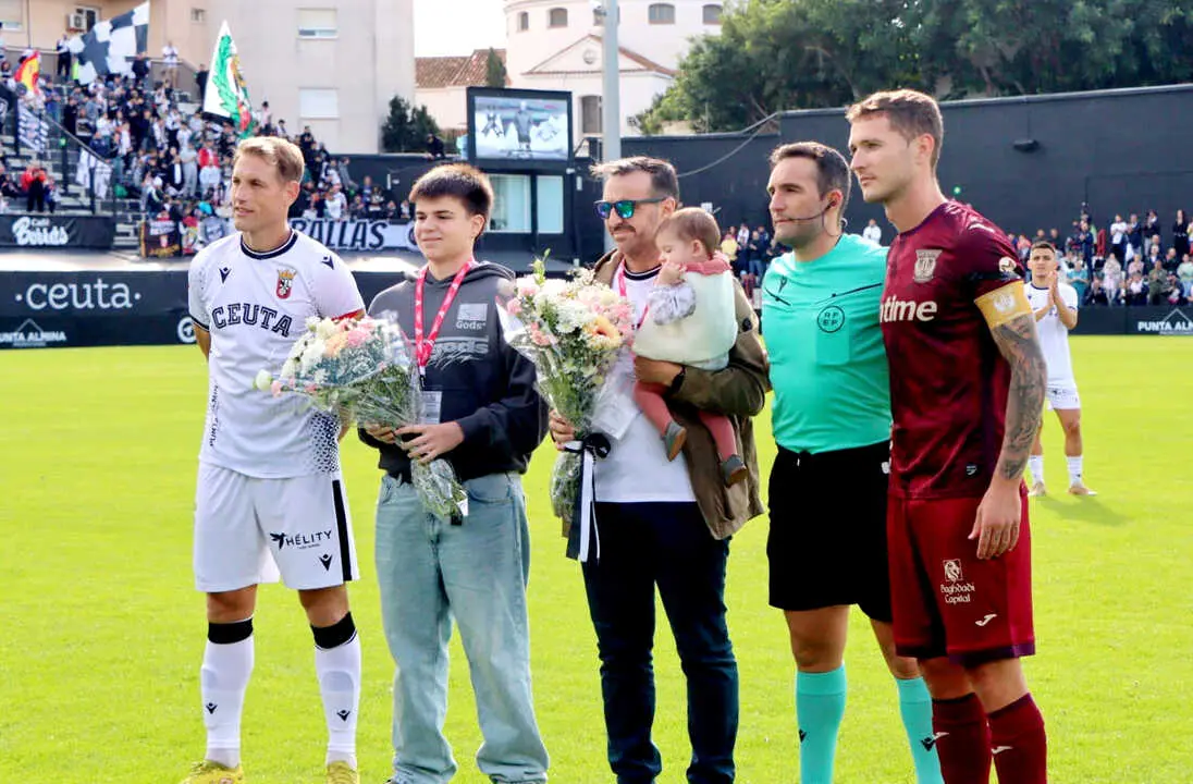 Emotivo homenaje en memoria de Manuel Carreto