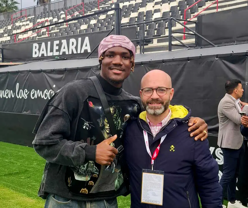 Uche junto a Javier Vereda