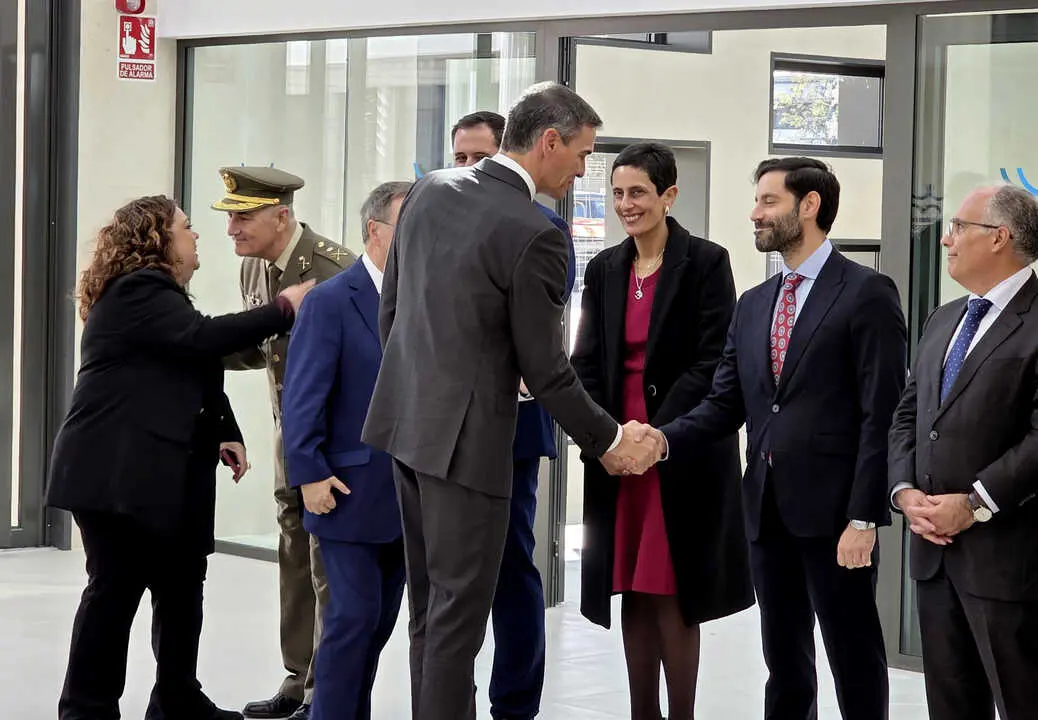 Im&aacute;genes de la visita del presidente del Gobierno, Pedro S&aacute;nchez, a la nueva Estaci&oacute;n Mar&iacute;tima de Ceuta (8)
