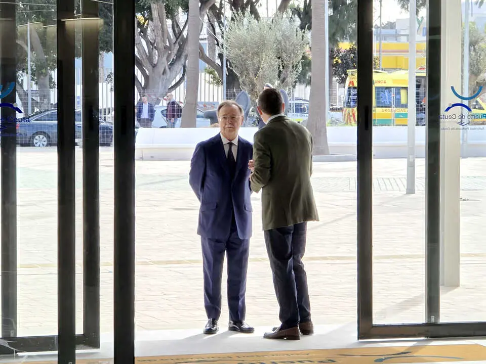 Im&aacute;genes de la visita del presidente del Gobierno, Pedro S&aacute;nchez, a la nueva Estaci&oacute;n Mar&iacute;tima de Ceuta (3)