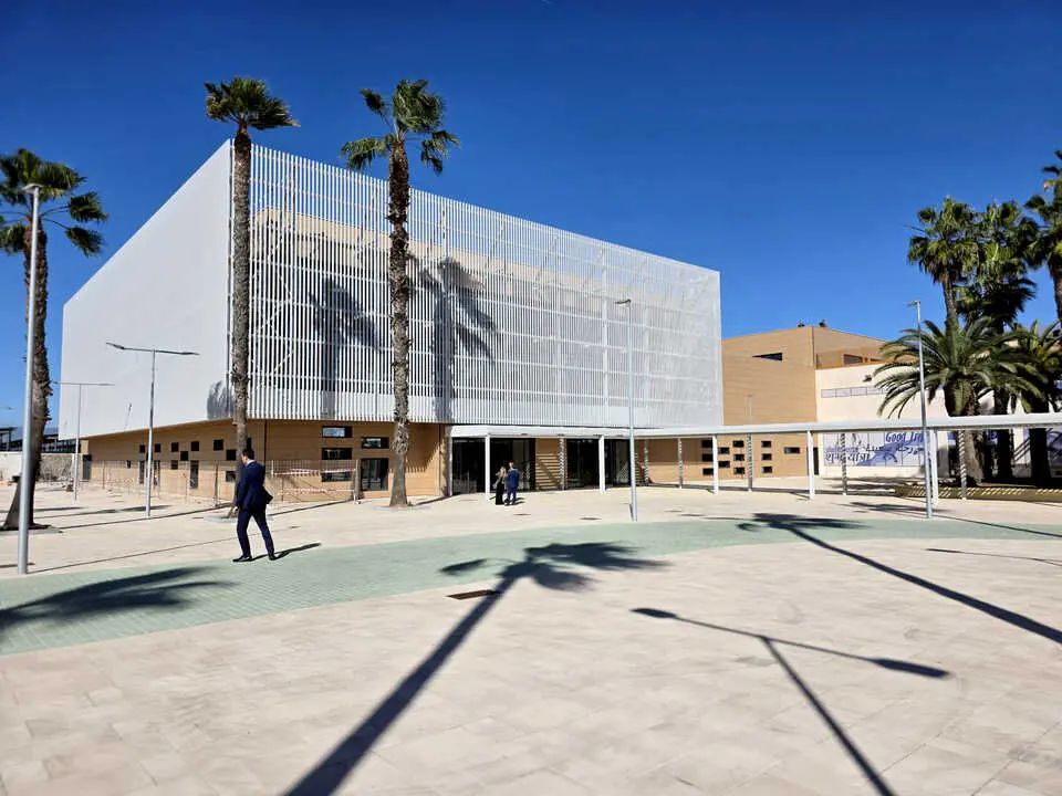 Nueva Estaci&oacute;n Mar&iacute;tima de Ceuta (22)