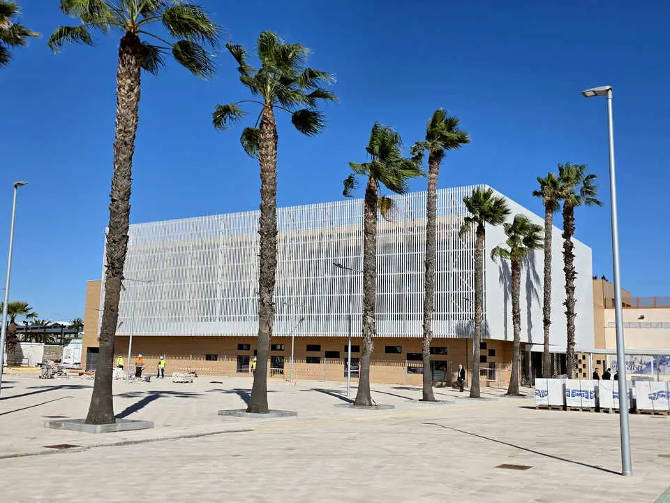 Nueva Estaci&oacute;n Mar&iacute;tima de Ceuta (20)