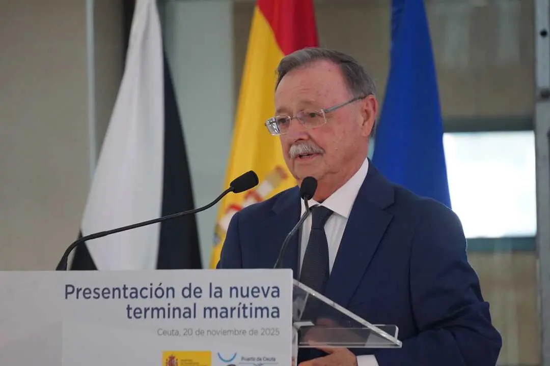 Juan Vivas en la nueva Estaci&oacute;n Mar&iacute;tima de Ceuta
