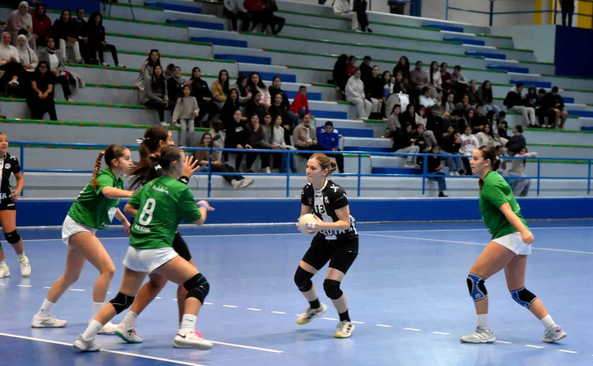 Encuentro entre Ceuta y Huelva del Campeonato de Andaluc&iacute;a de Balonmano (11)
