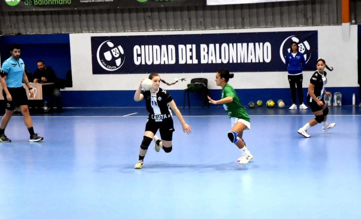 Encuentro entre Ceuta y Huelva del Campeonato de Andaluc&iacute;a de Balonmano
