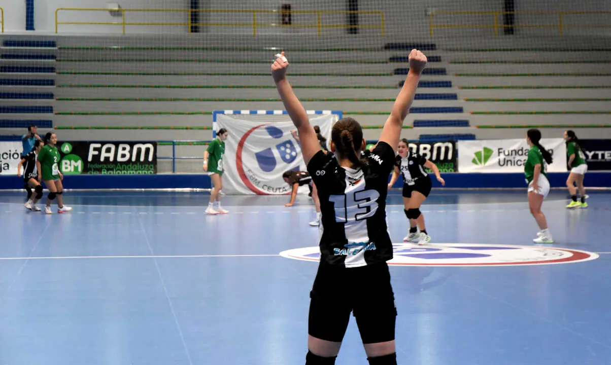 Encuentro entre Ceuta y Ja&eacute;n en el Campeonato de Andaluc&iacute;a de Balonmano. Foto: Rub&eacute;n B&aacute;ez