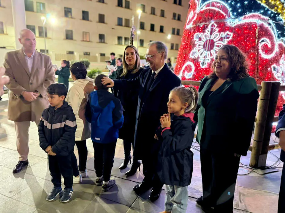 Ceuta inaugura su alumbrado de Navidad (11)