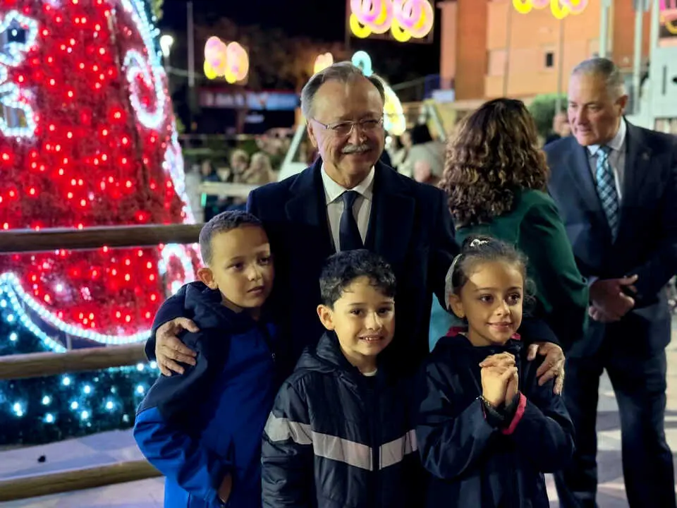 Ceuta inaugura su alumbrado de Navidad (7)