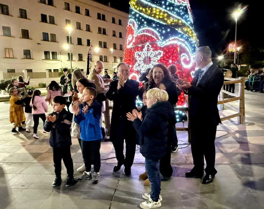 Ceuta inaugura su alumbrado de Navidad (5)
