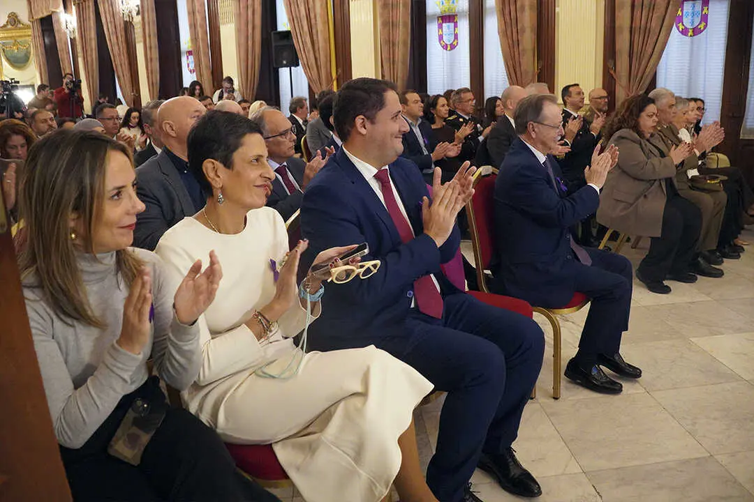 Acto Institucional por el 25N