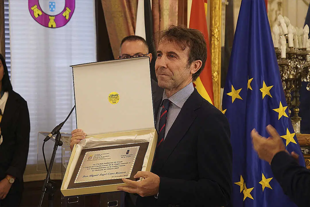 Acto Institucional por el 25N