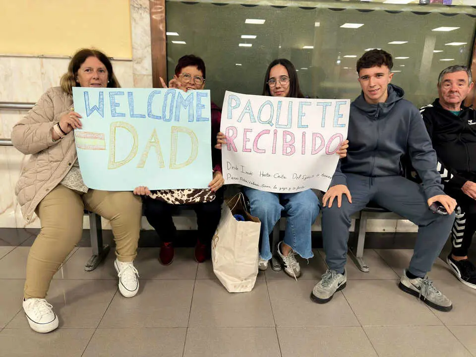 La Legi&oacute;n y Regulares llegan a Ceuta tras su misi&oacute;n en Irak (10)