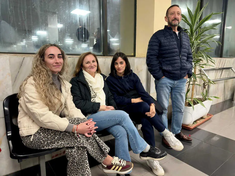 La Legi&oacute;n y Regulares llegan a Ceuta tras su misi&oacute;n en Irak (6)