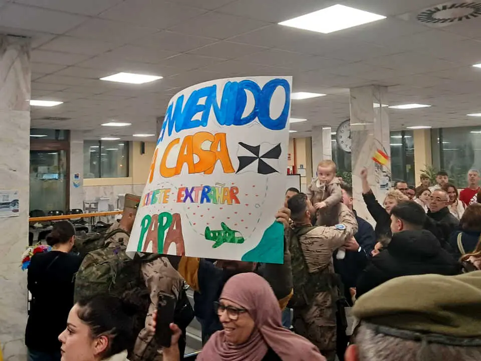 El regreso a Ceuta tras su misi&oacute;n en Irak del contingente de la Comandancia General, en im&aacute;genes  (7)