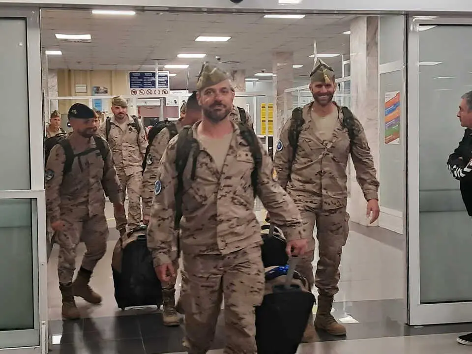 El regreso a Ceuta tras su misi&oacute;n en Irak del contingente de la Comandancia General, en im&aacute;genes  (5)