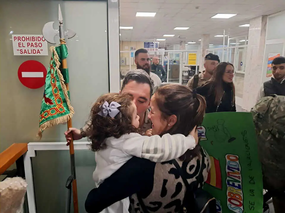El regreso a Ceuta tras su misi&oacute;n en Irak del contingente de la Comandancia General, en im&aacute;genes 
