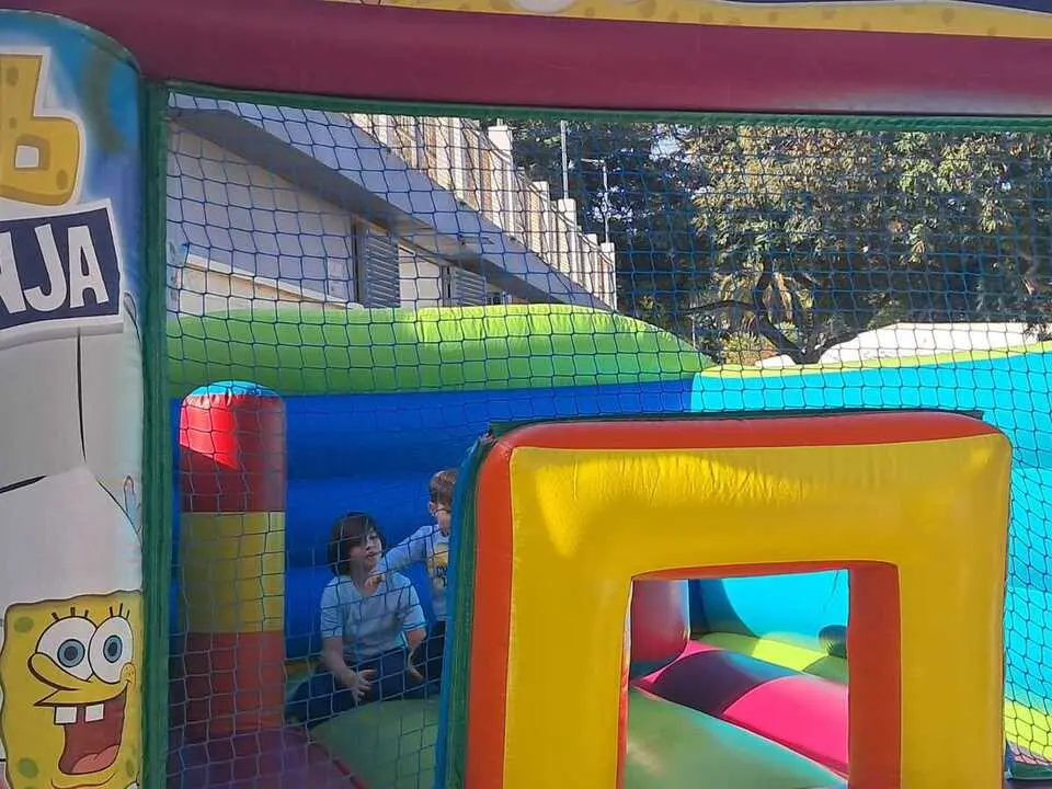 Fiesta infantil en el Auditorio de La Marina / C&eacute;sar Mart&iacute;n
