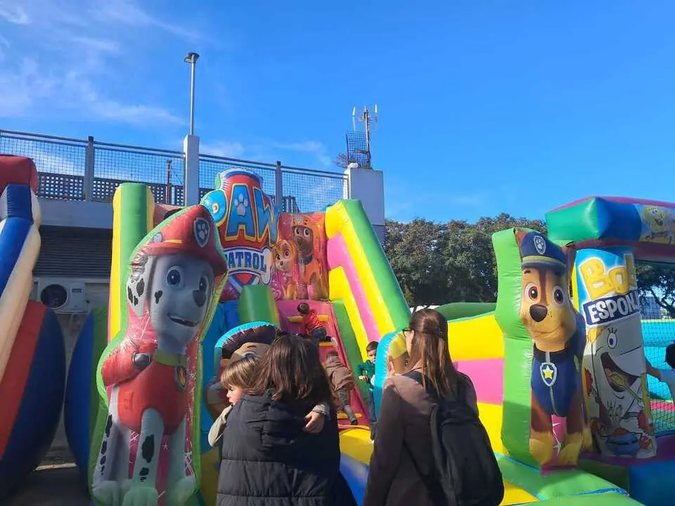 Fiesta infantil en el Auditorio de La Marina / C&eacute;sar Mart&iacute;n