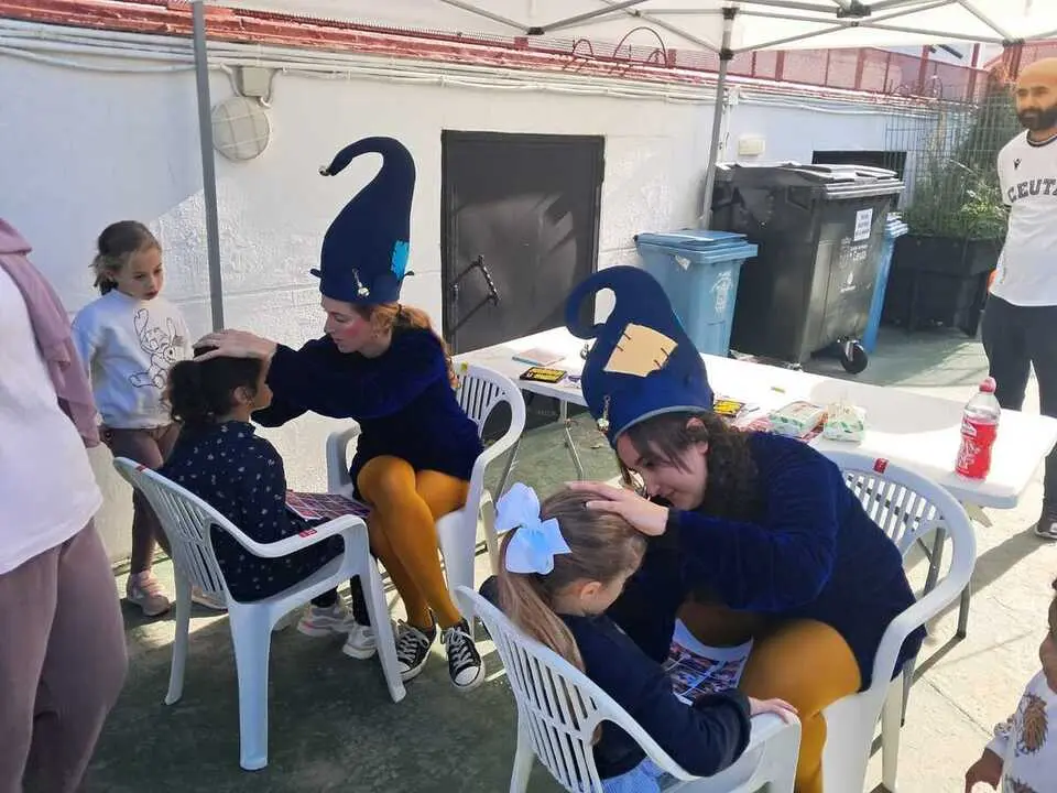 Fiesta infantil en el Auditorio de La Marina / C&eacute;sar Mart&iacute;n
