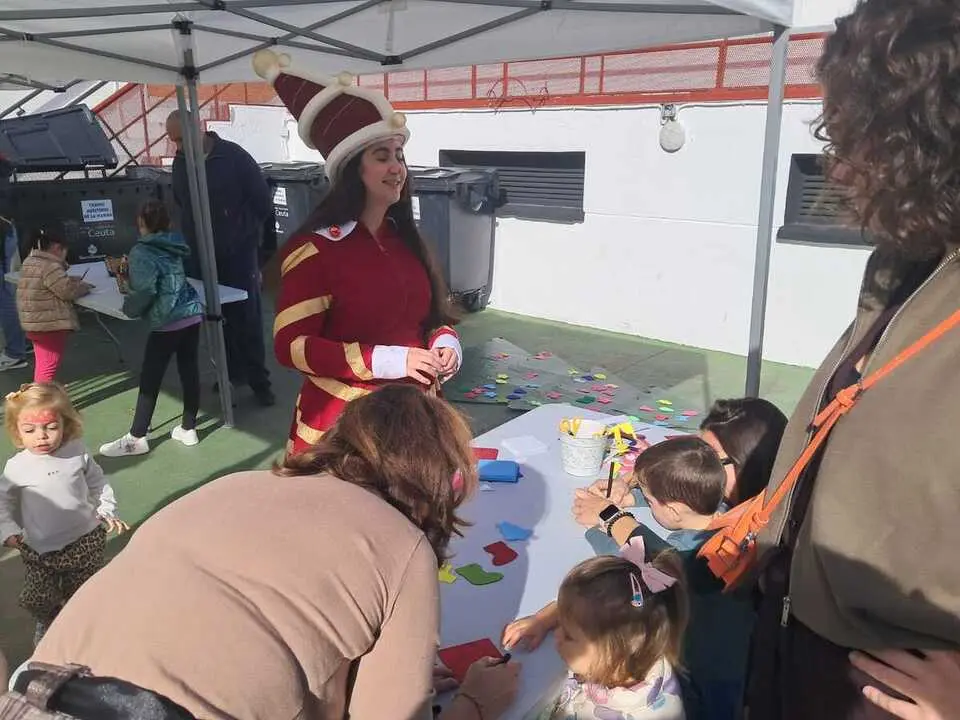 Fiesta infantil en el Auditorio de La Marina / C&eacute;sar Mart&iacute;n
