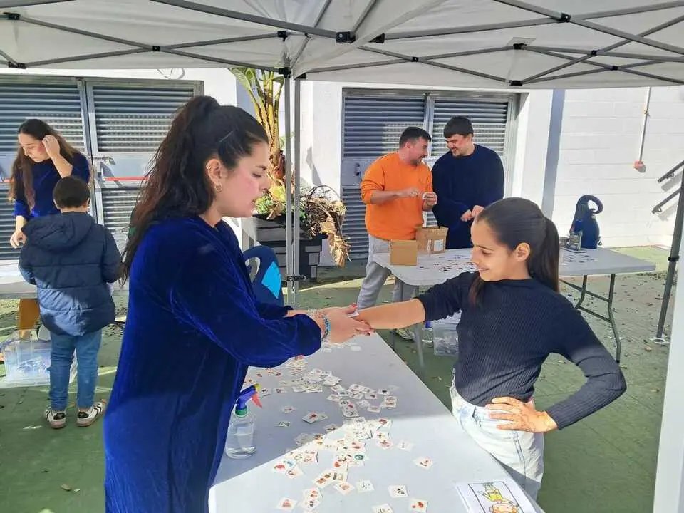 Fiesta infantil en el Auditorio de La Marina / C&eacute;sar Mart&iacute;n