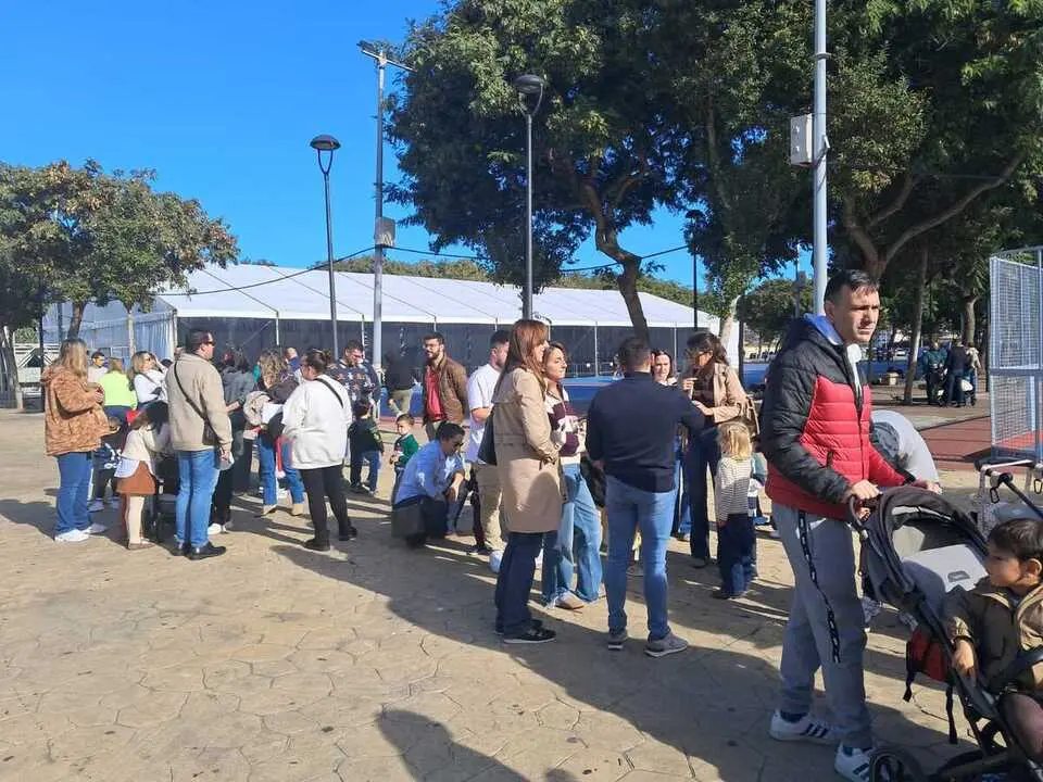 Fiesta infantil en el Auditorio de La Marina / C&eacute;sar Mart&iacute;n