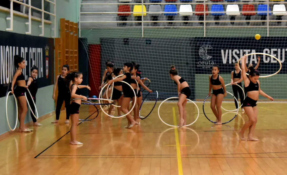 Jornadas solidarias de la Federaci&oacute;n de Gimnasia R&iacute;tmica de Ceuta (17)