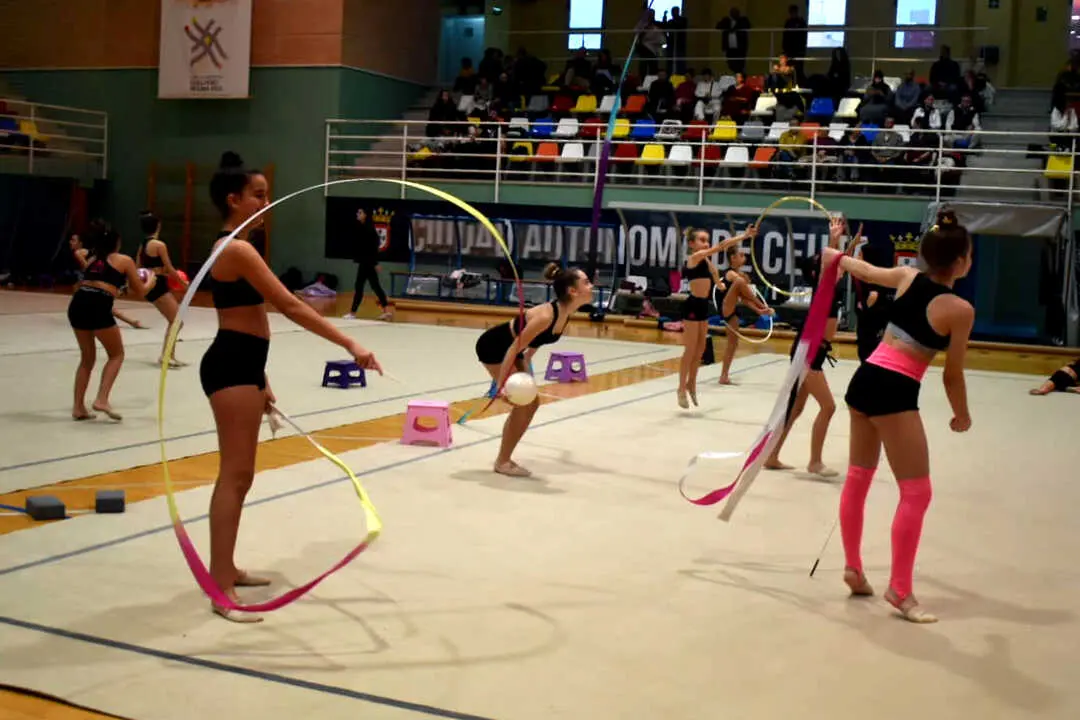Jornadas solidarias de la Federaci&oacute;n de Gimnasia R&iacute;tmica de Ceuta (7)